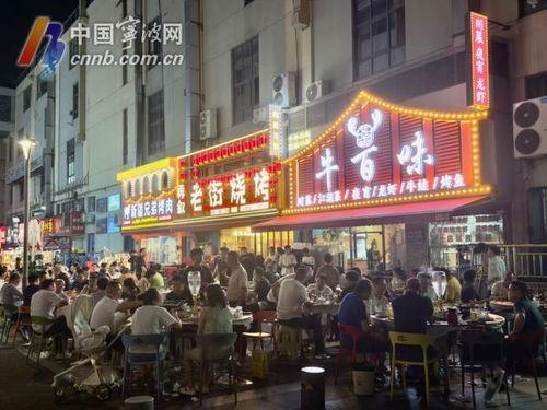 黄田坝网红打卡美食街,探寻成都味蕾的新地标