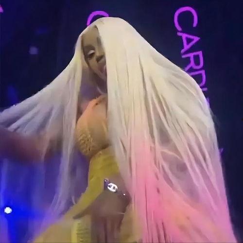 外国明星疯狂粉丝跳舞,外国明星粉丝的狂热瞬间