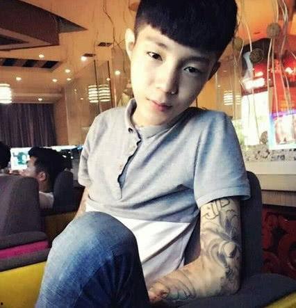 快手网红秦文龙身高,身高揭秘，魅力无限